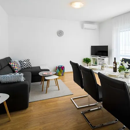 Apartament Lotus